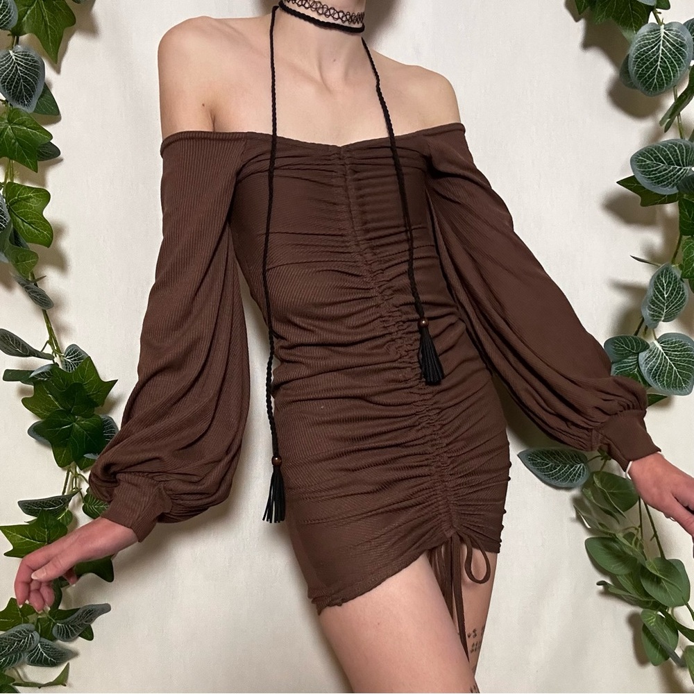 PrettyLittle Thing brown ruched cinch bodycon mini dress with flare sleeves S